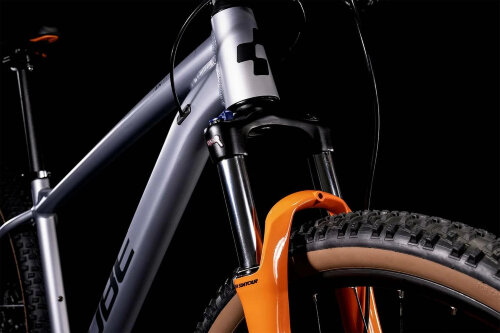 Велосипед 2022 Cube Aim Race 27.5 silver´n´orange (2022)