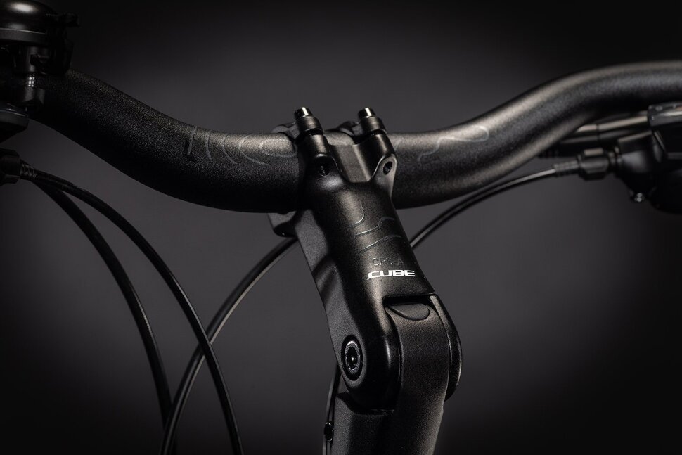 cube touring exc iridium white 2021