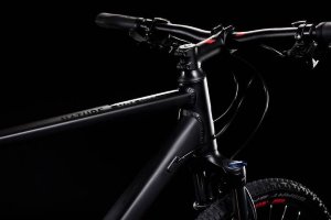 Велосипед cube nature pro black \ red (2019)