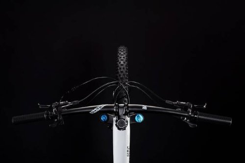 cube stereo 140 hpc race 27.5 grey white