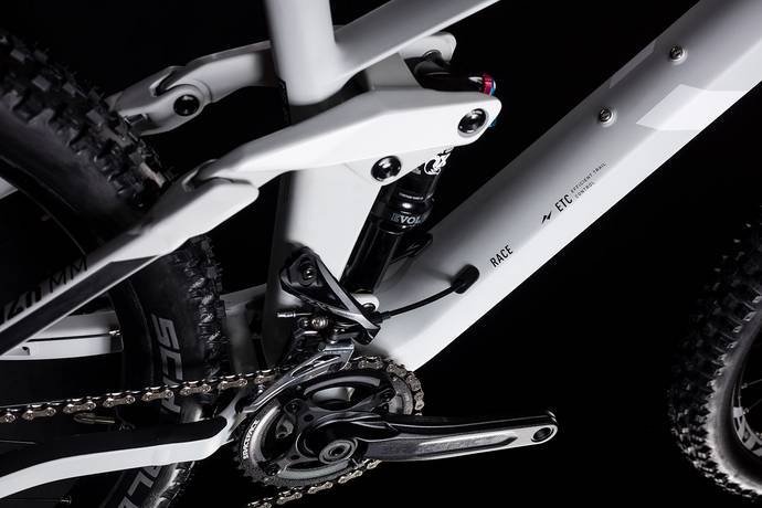cube stereo 140 hpc race 27.5 grey white 2019