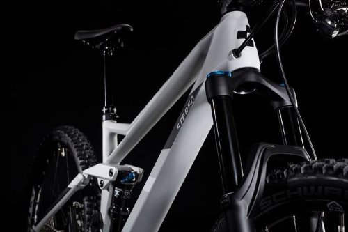cube stereo 140 hpc race 27.5 grey white