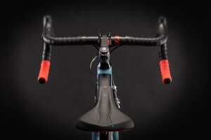 Велосипед cube attain greyblue-red 2021