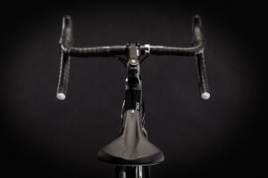 Велосипед cube attain race black-white 2021