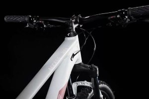 Велосипед cube access WS EAZ 27.5 (2019) white