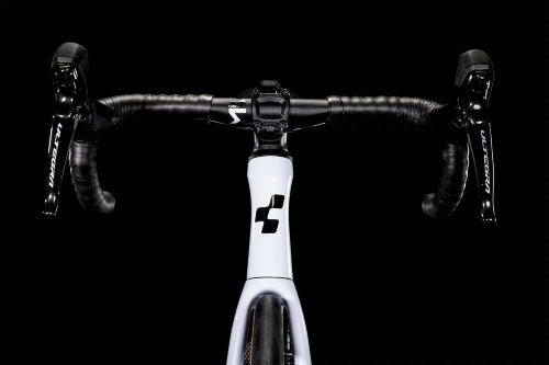 Велосипед Cube Agree C:62 flashwhite´n´carbon (2022)