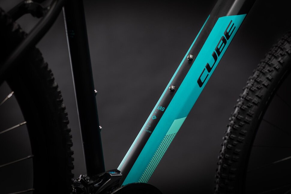 Cube access ws exc black shop n blue