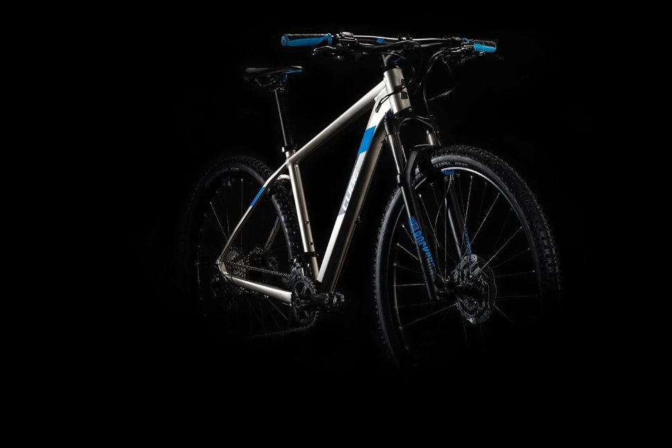 Cube Attention 29 Titanium Blue 2020