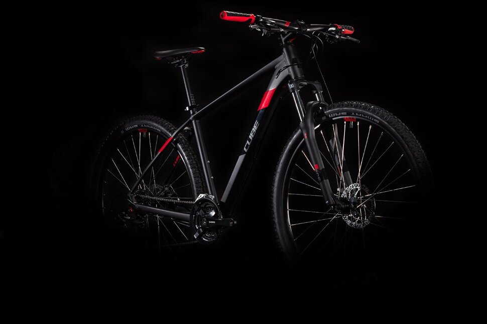 Cube aim black red deals