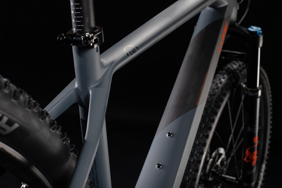 Cube reaction c62 race 2x12 2020 top